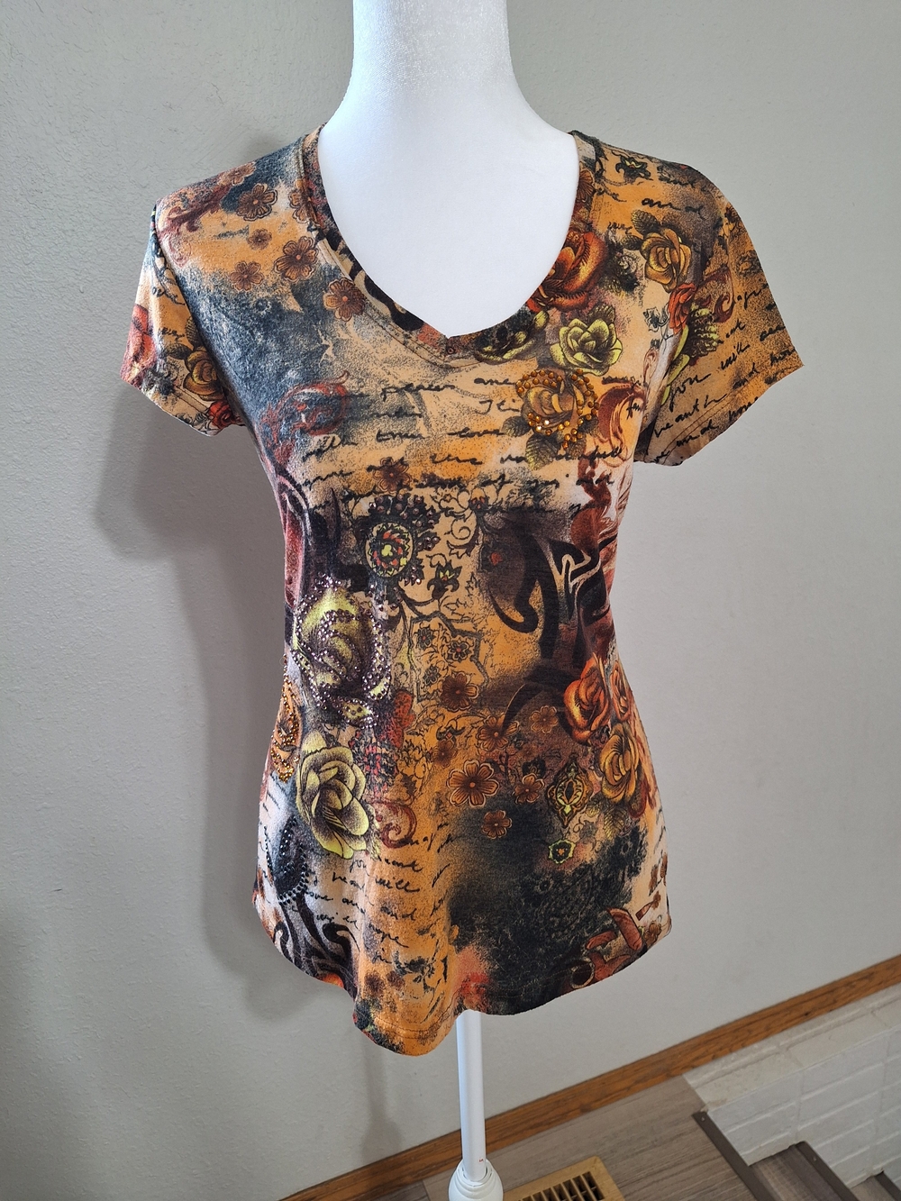 Vintage Y2K KIKIT Maurice Sasson Whimsigoth Embellished Graphic Tee